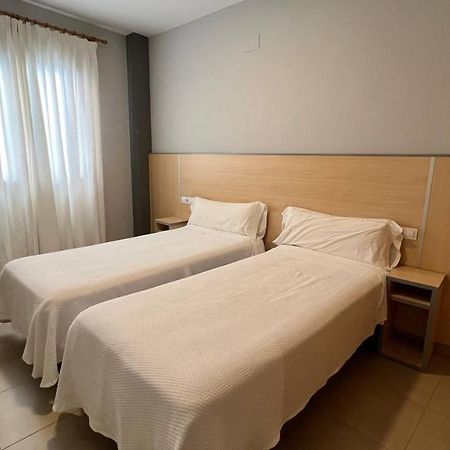 Hostal Manuela Punta Umbria Bagian luar foto