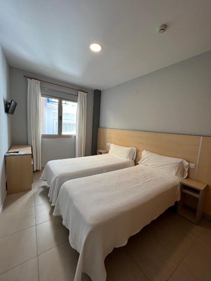Hostal Manuela Punta Umbria Bagian luar foto